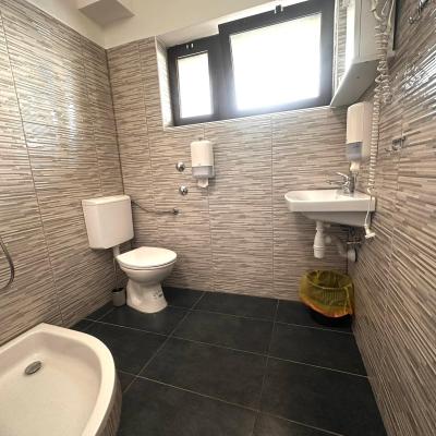 Standard Family Room 22 T1 4